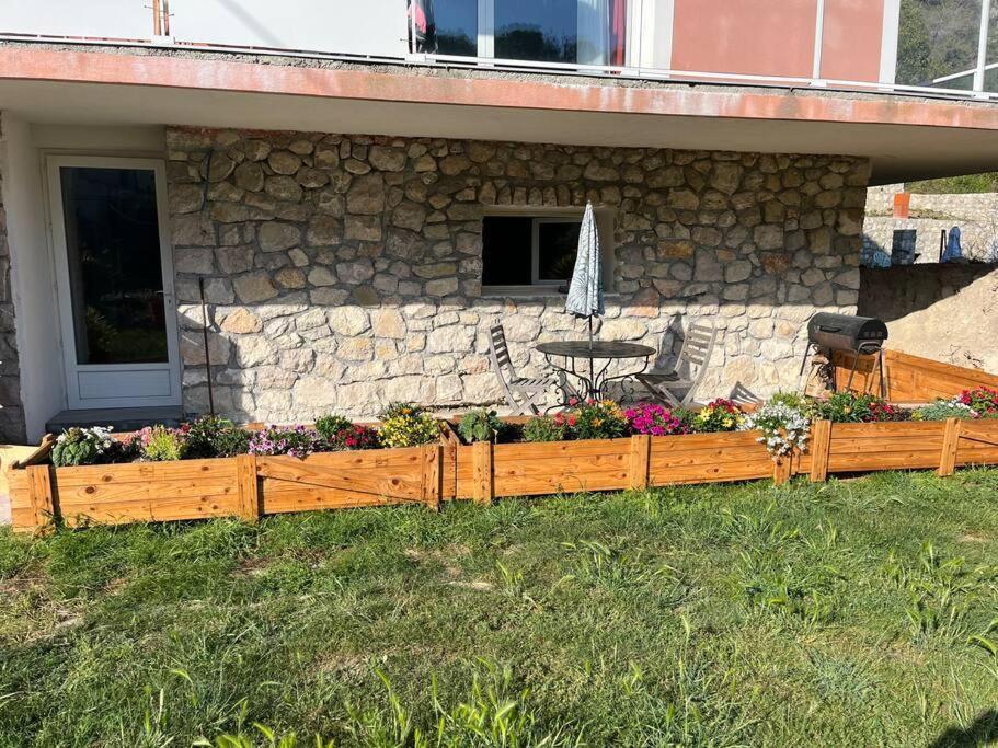 Chez Veronique Ментона Екстериор снимка